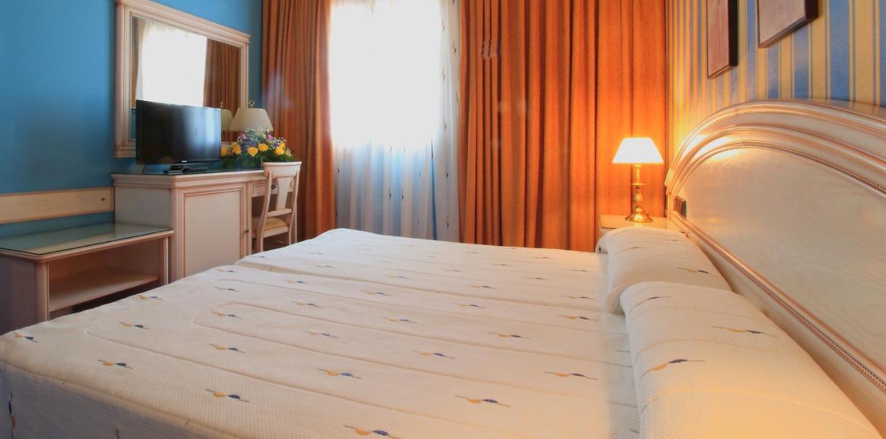 Hotel Conde Ansurez By Almia Hoteles Valladolid Eksteriør billede