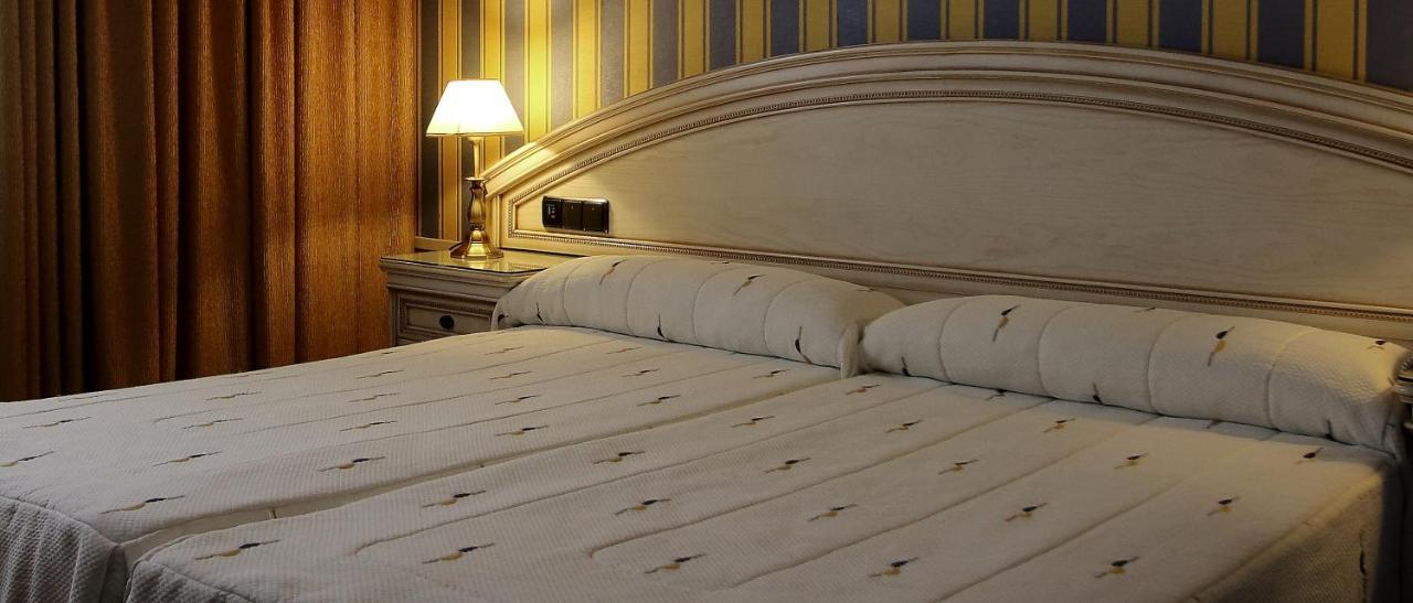 Hotel Conde Ansurez By Almia Hoteles Valladolid Eksteriør billede
