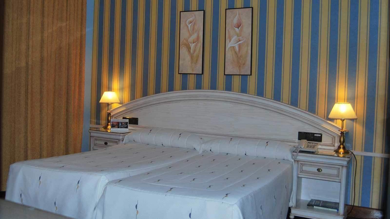 Hotel Conde Ansurez By Almia Hoteles Valladolid Eksteriør billede